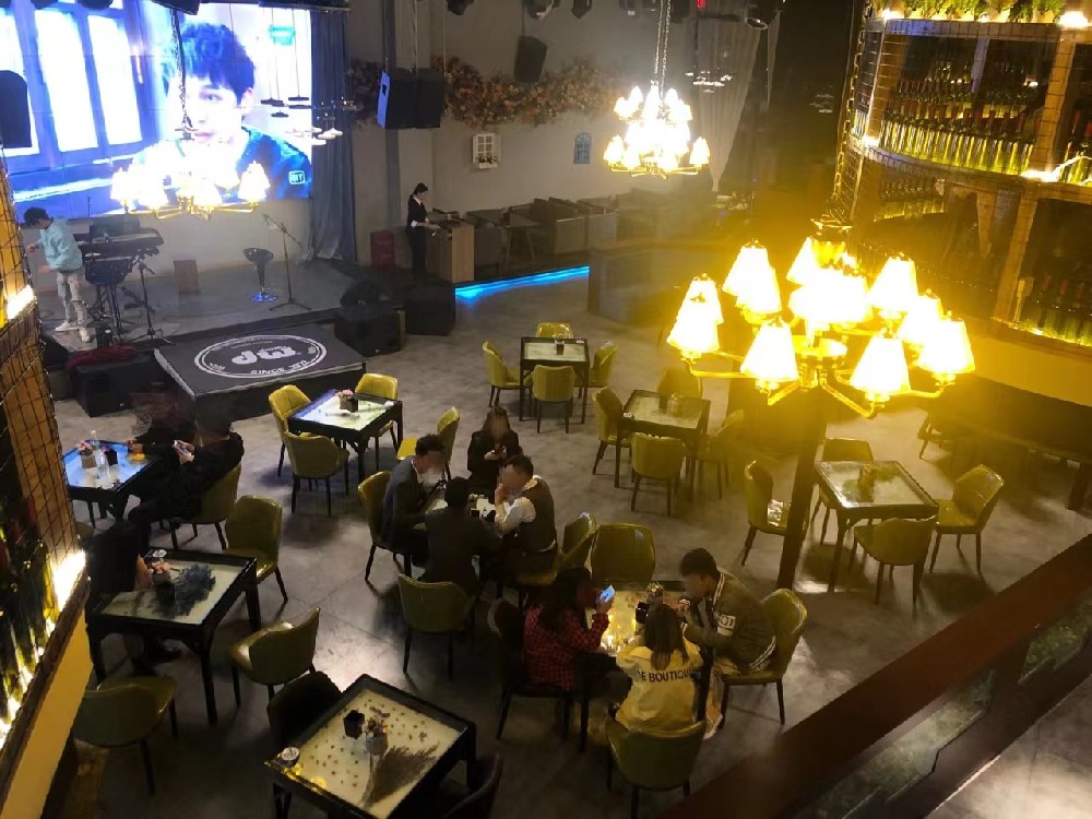 旋转控排布案例